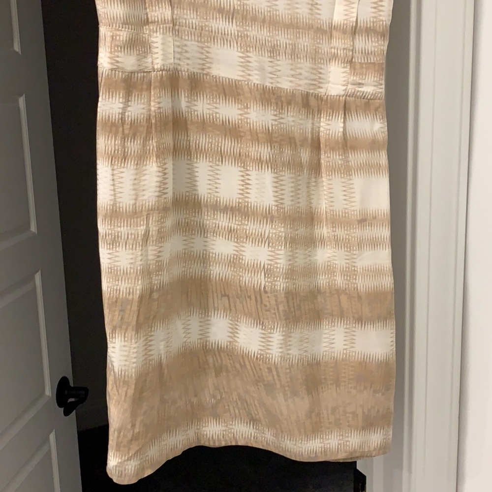 Dress - Picture 2 of 6